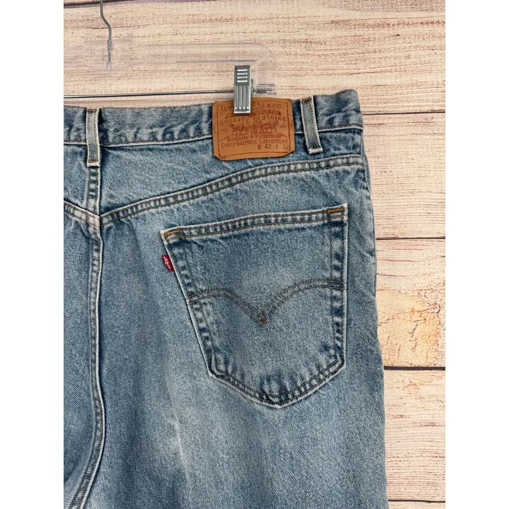 Vintage Y2K Levi's‎ Relaxed Straight Fit Jeans Men's Size 42x32 Blue Light Wash